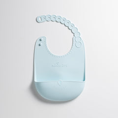 Roll & Lock silicone bib